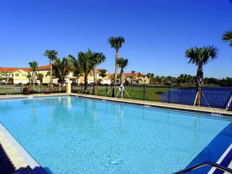 Universal Vacation Homes 포트 마이어스 외부 사진